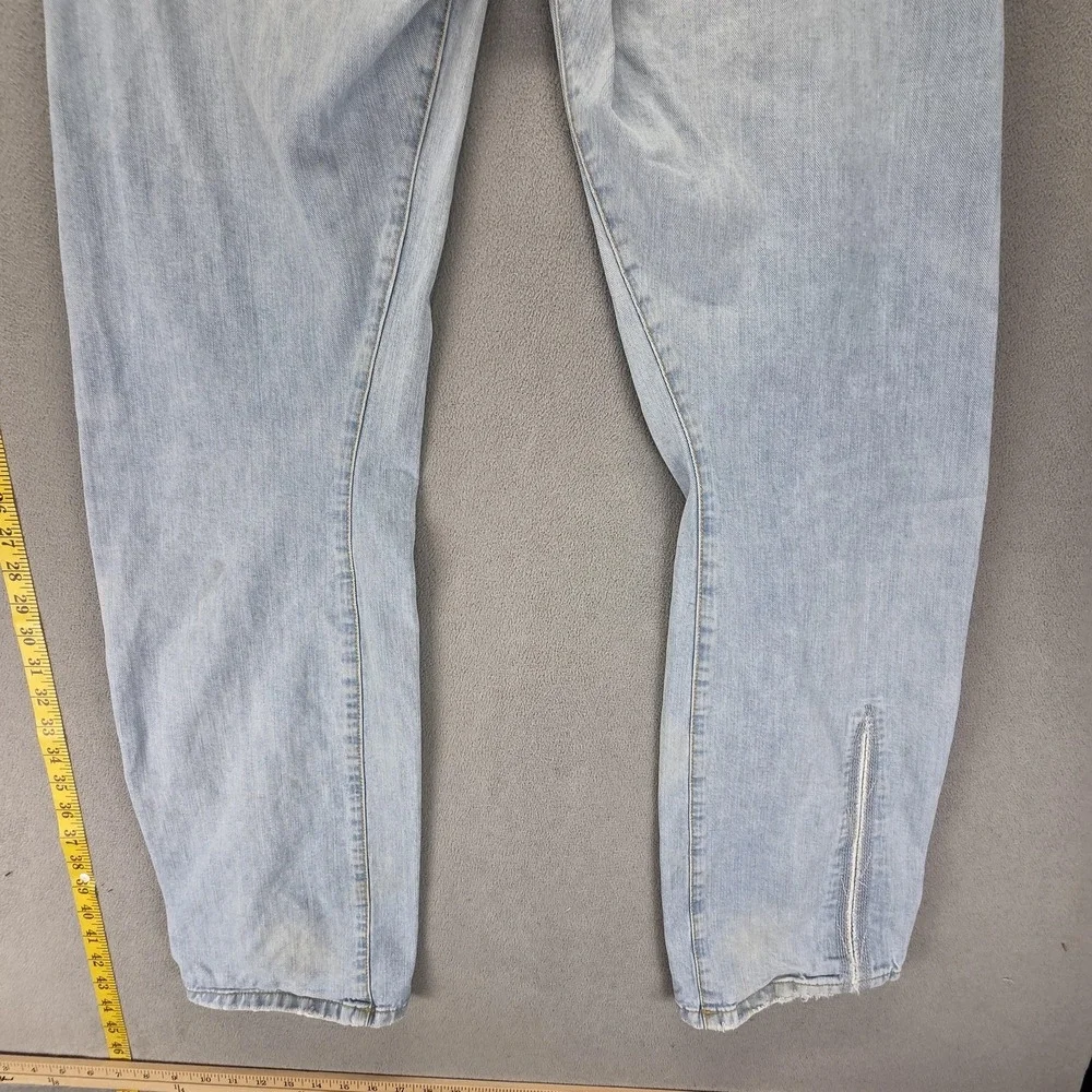 Levis 11767 important